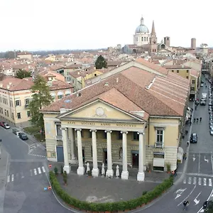 Italia Center Hotel
