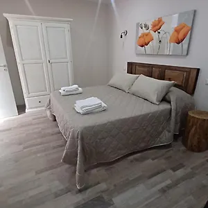  Bed & Breakfast Le Vie Del Borgo Italy